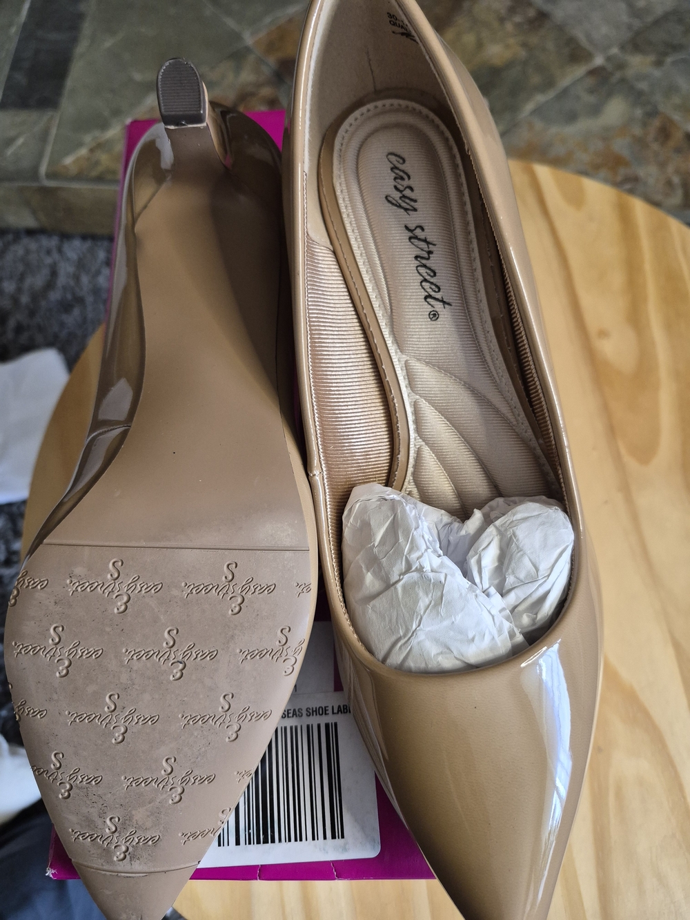 easy street Nude Patent Pointe Pump - Picture 7 of 7